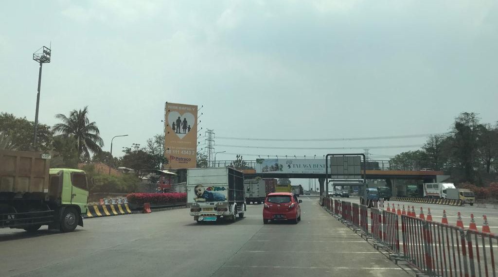 Gerbang Tol Cikupa (Sebelum JPO) – (Banten)